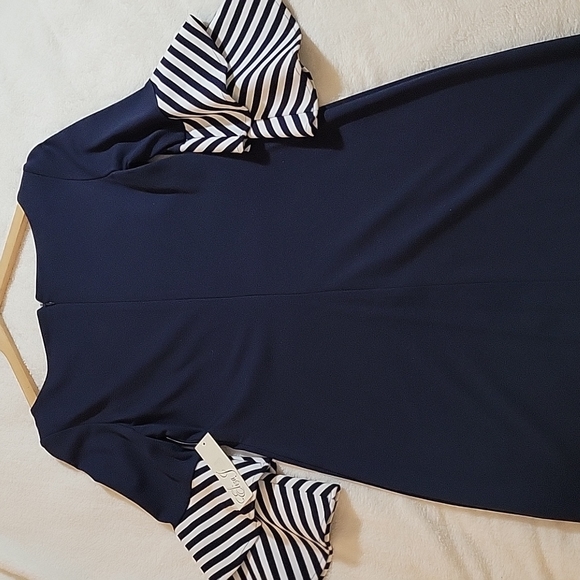 ELIZA J NAVY WITH NAVY & WHITE STRIPES BELL SLEEVES IN SIZE 6 - Picture 12 of 14